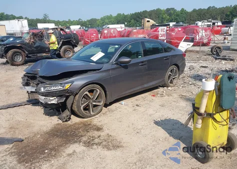 2018 Honda Accord Sport z USA, uszkodzony, nr VIN 1HGCV1F32JA240654